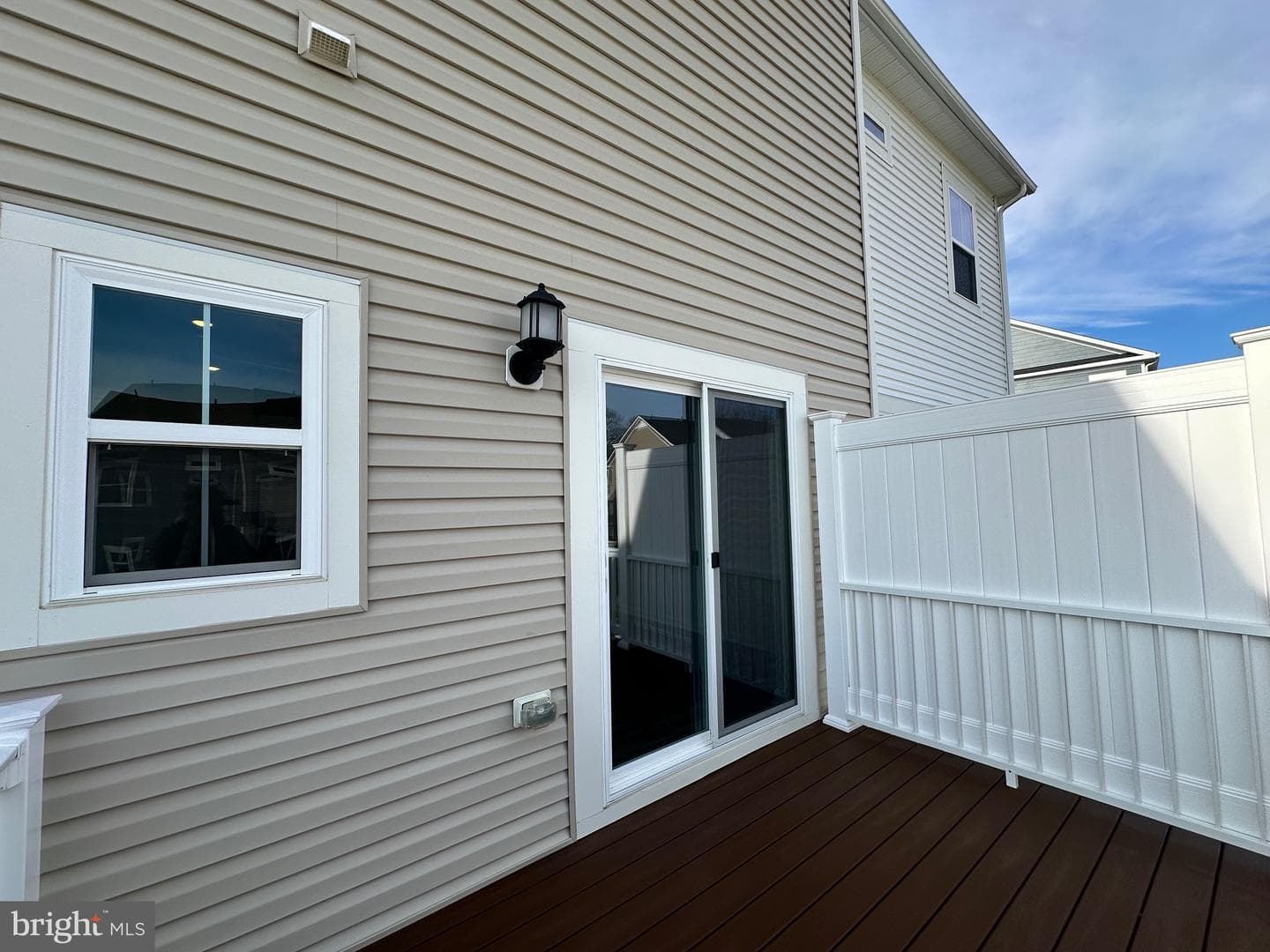 5640 Ludlow Place photo 9