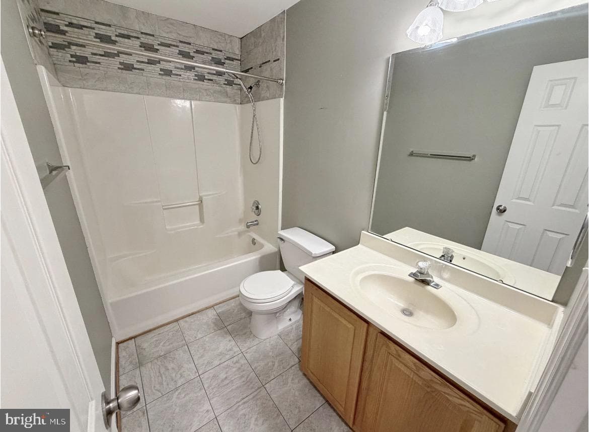 1305 Leicester Drive photo 22