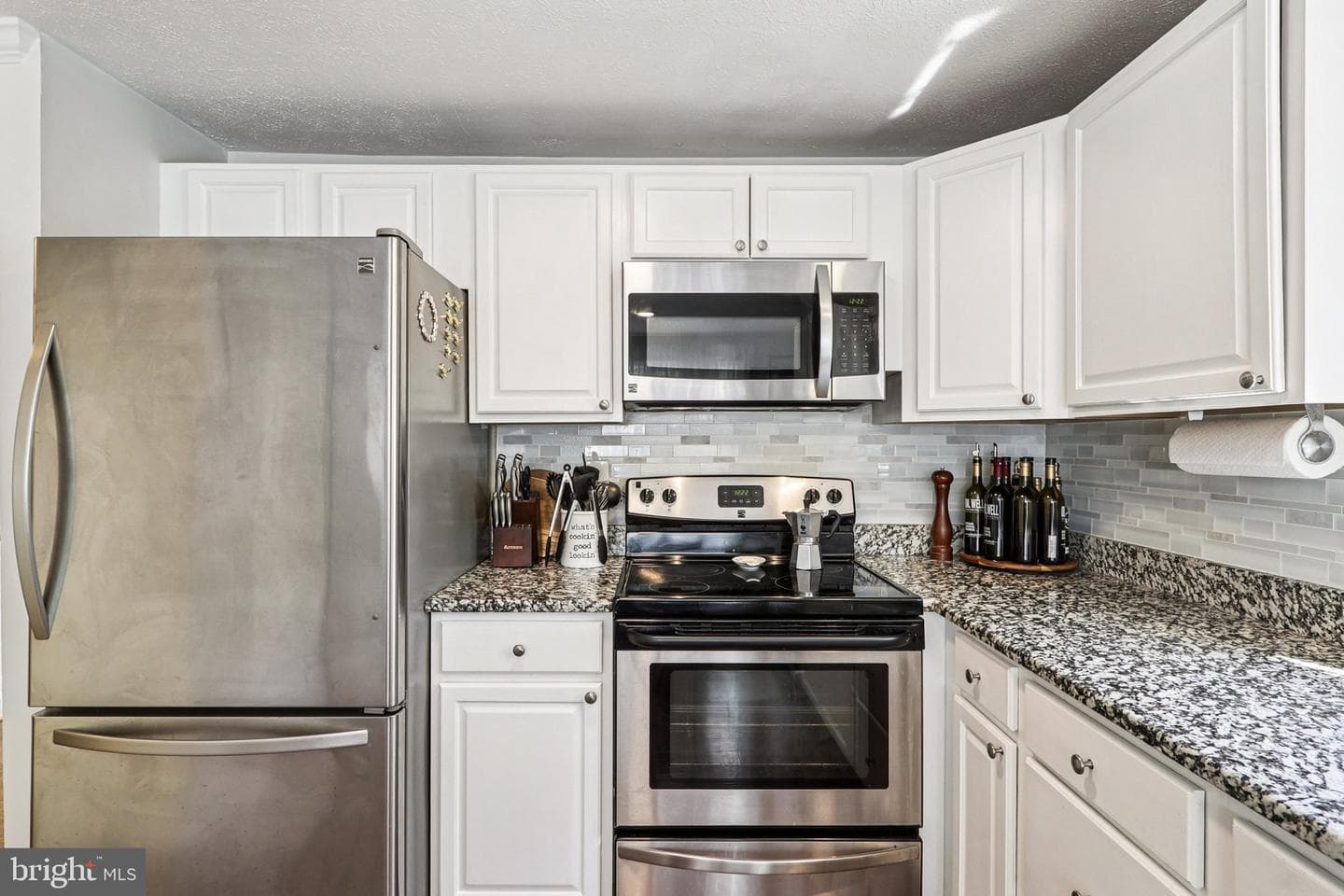 9701 Meadowview Drive photo 20