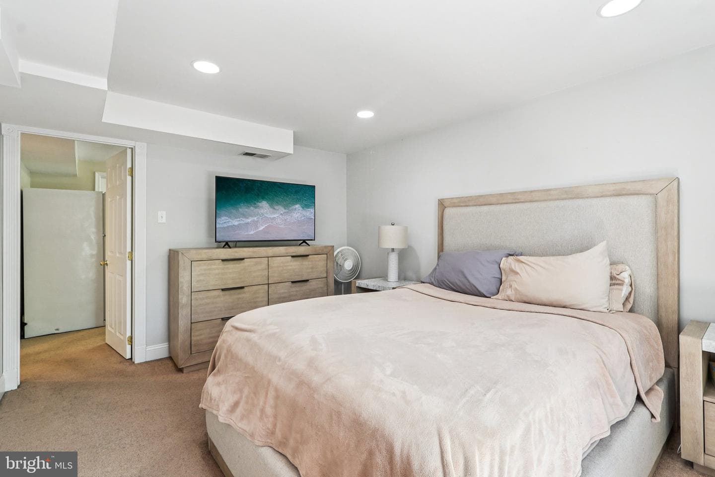 9701 Meadowview Drive photo 30