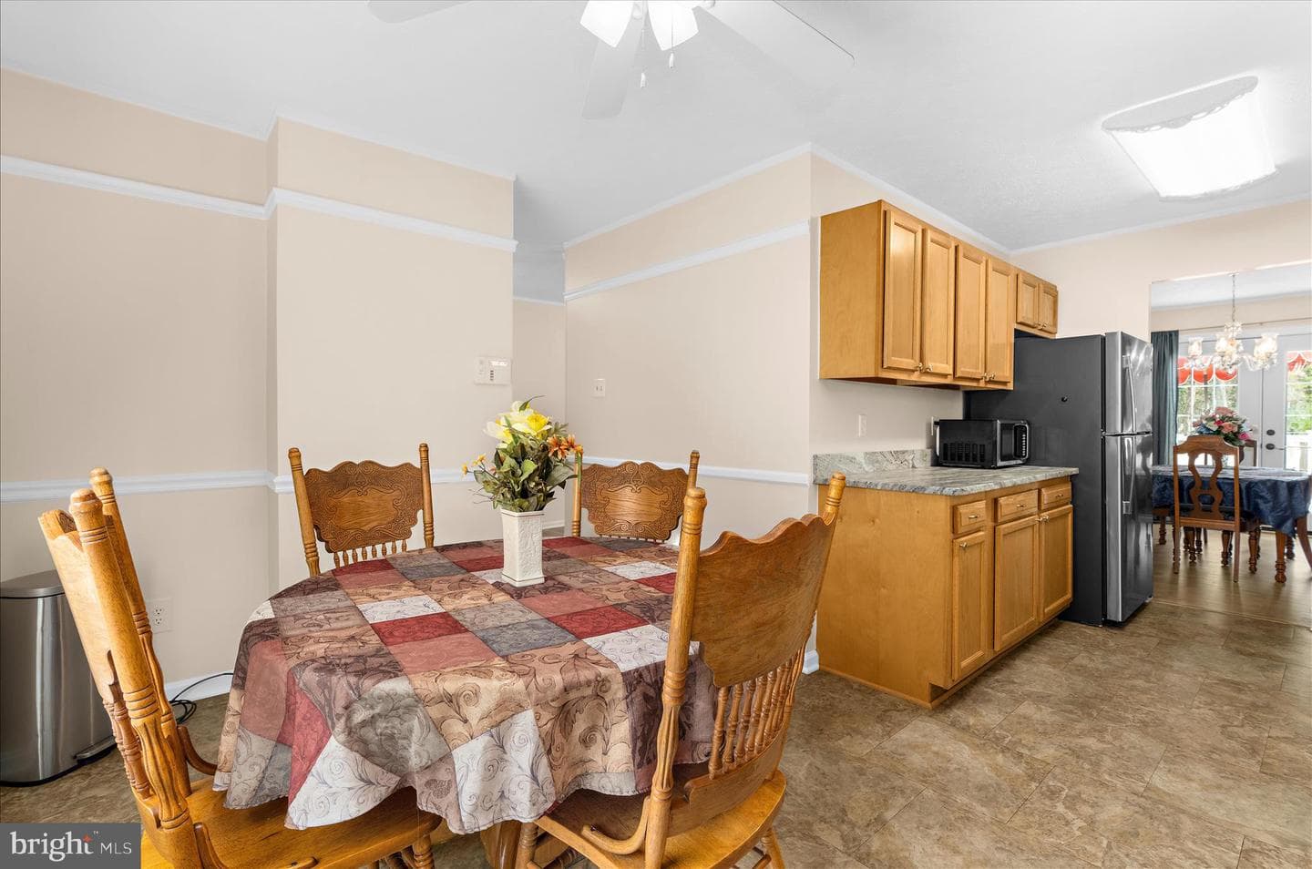 2450 Shawnee Lane photo 6