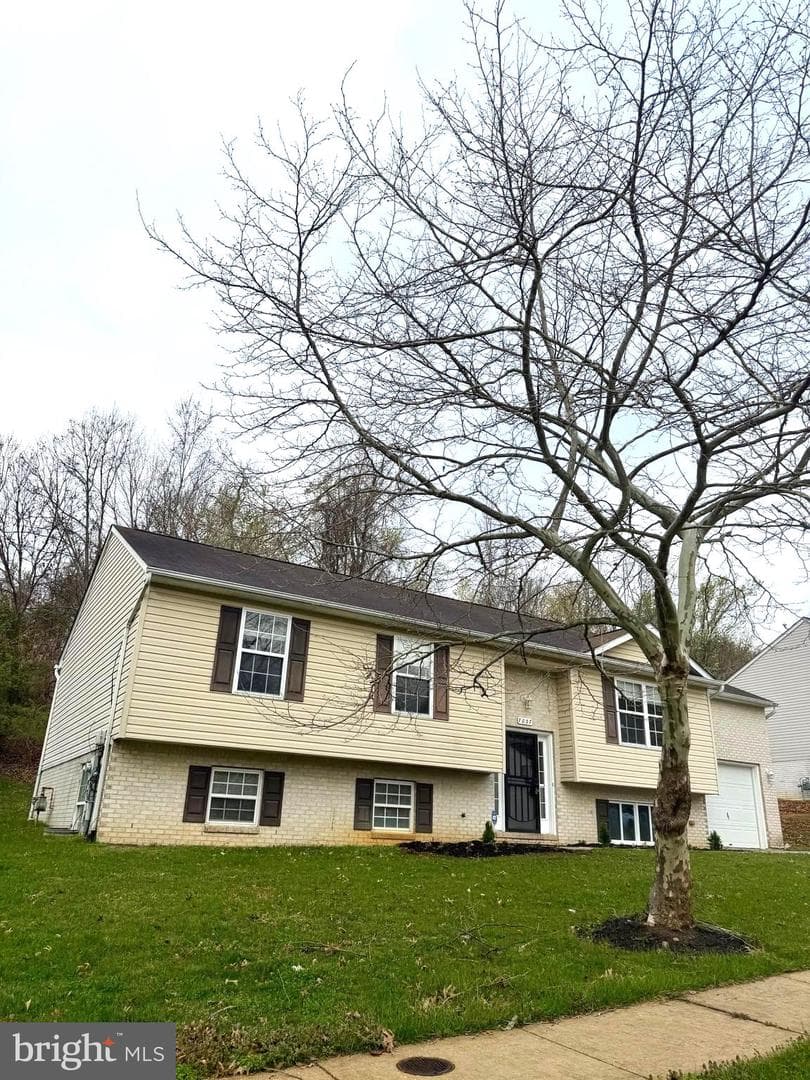 7037 Heather Drive photo 2