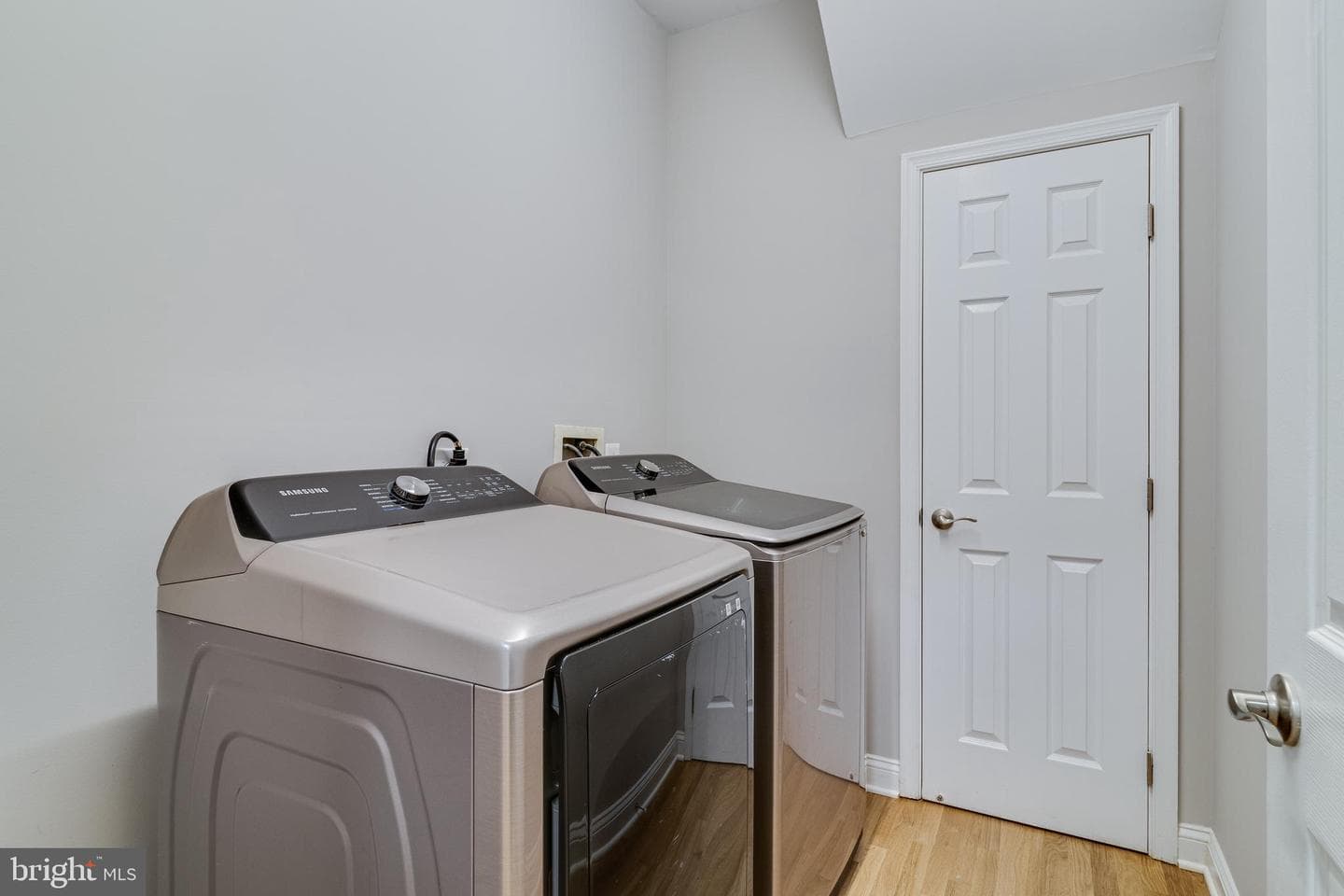 7910 Dartmoor Place photo 22