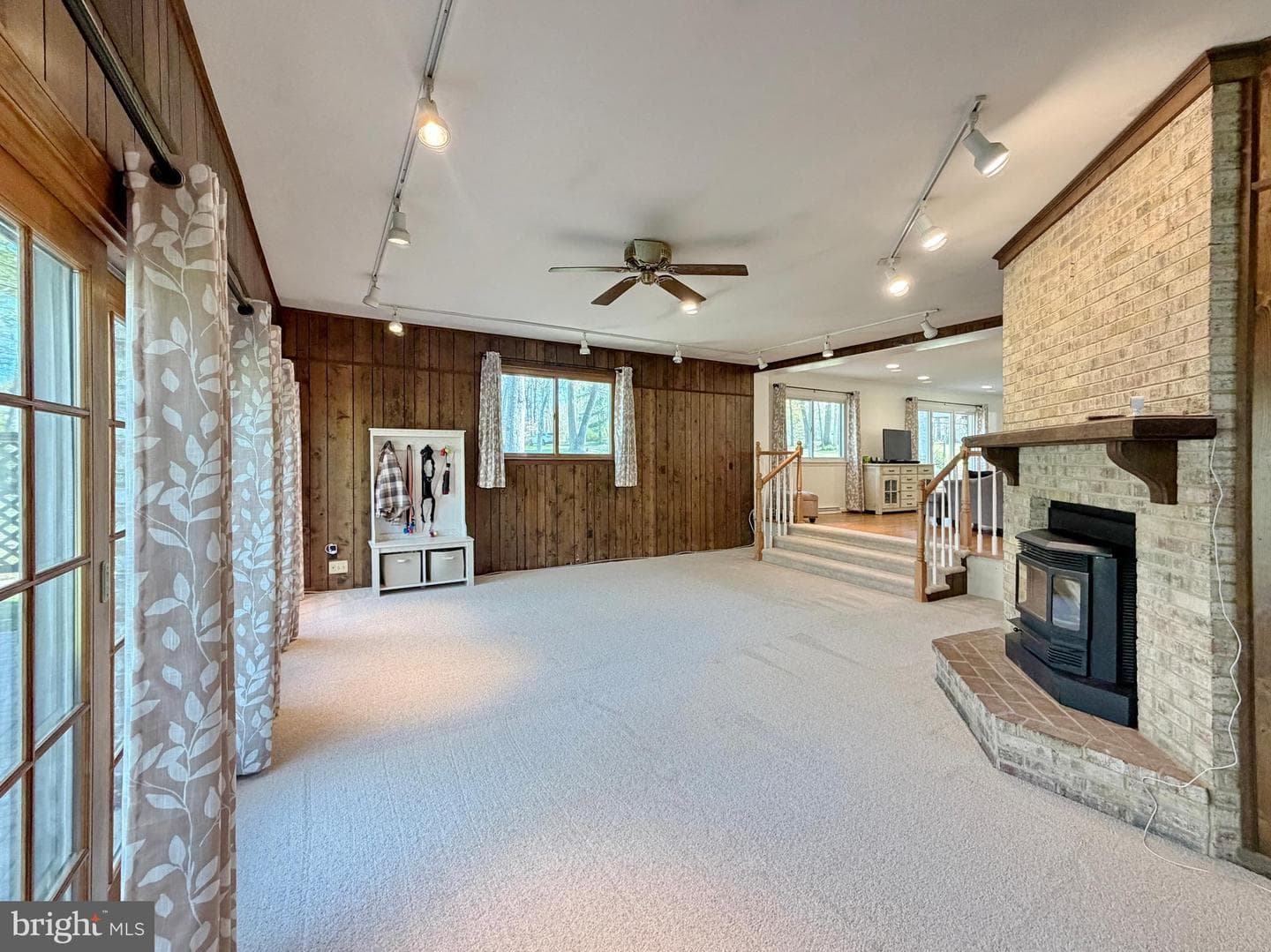 4456 Austin Drive photo 20