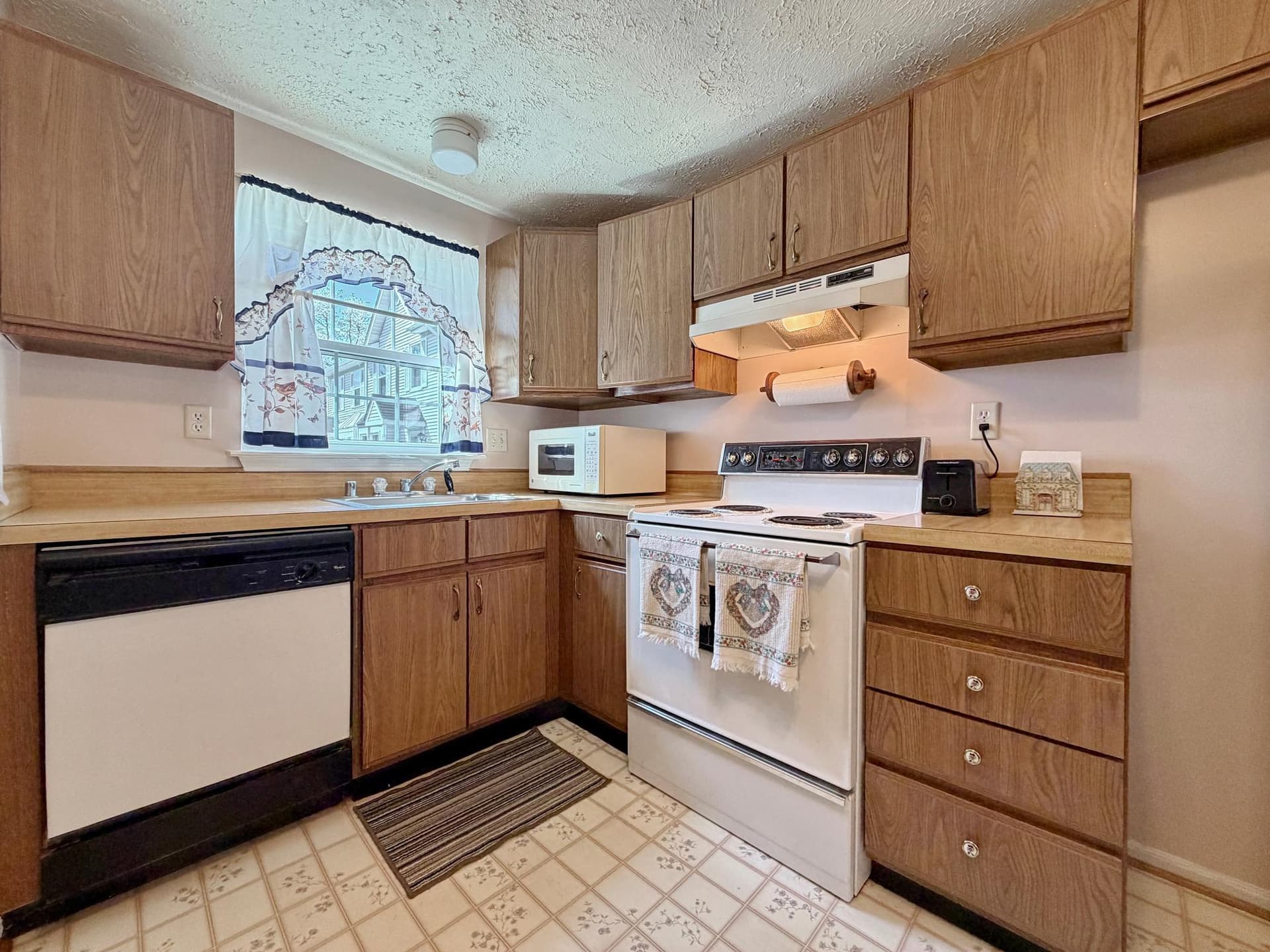 4194 Log Teal Drive photo 6