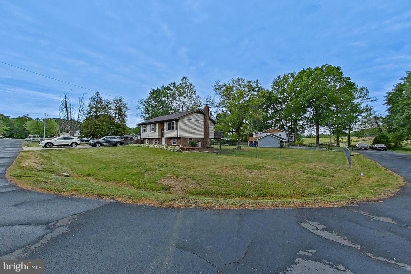 10205 Ford Terrace photo 4