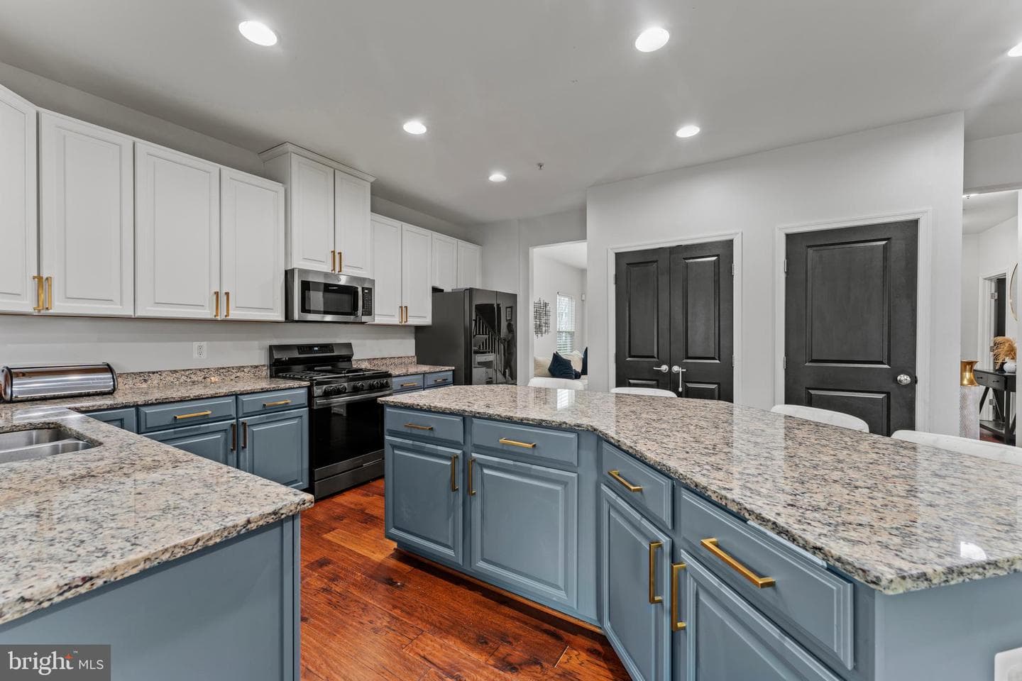 3433 Linden Grove Drive photo 10