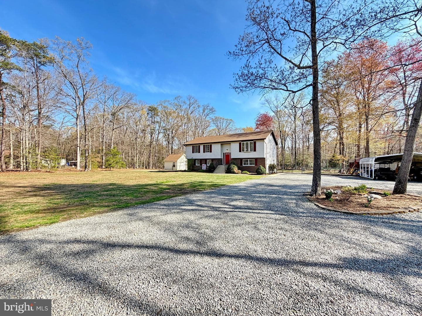 9486 Canary Drive photo 4