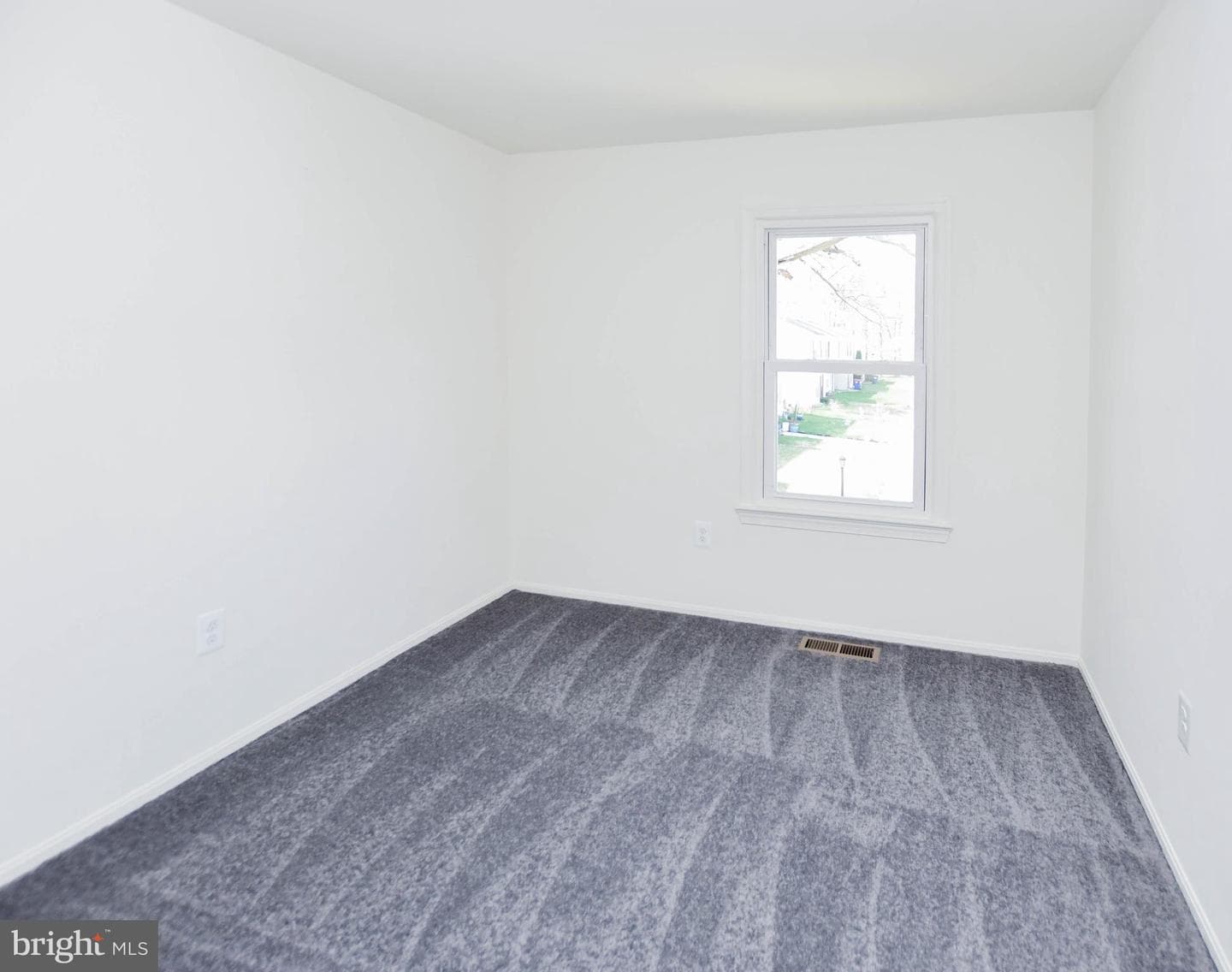 1736 Brightwell Court photo 22