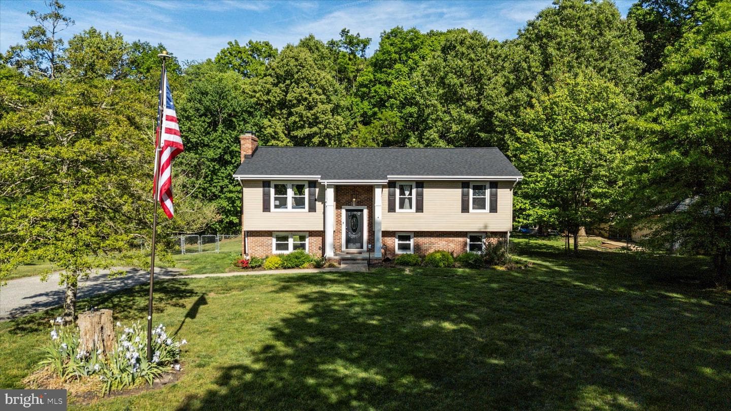 10242 Charles Street photo 2