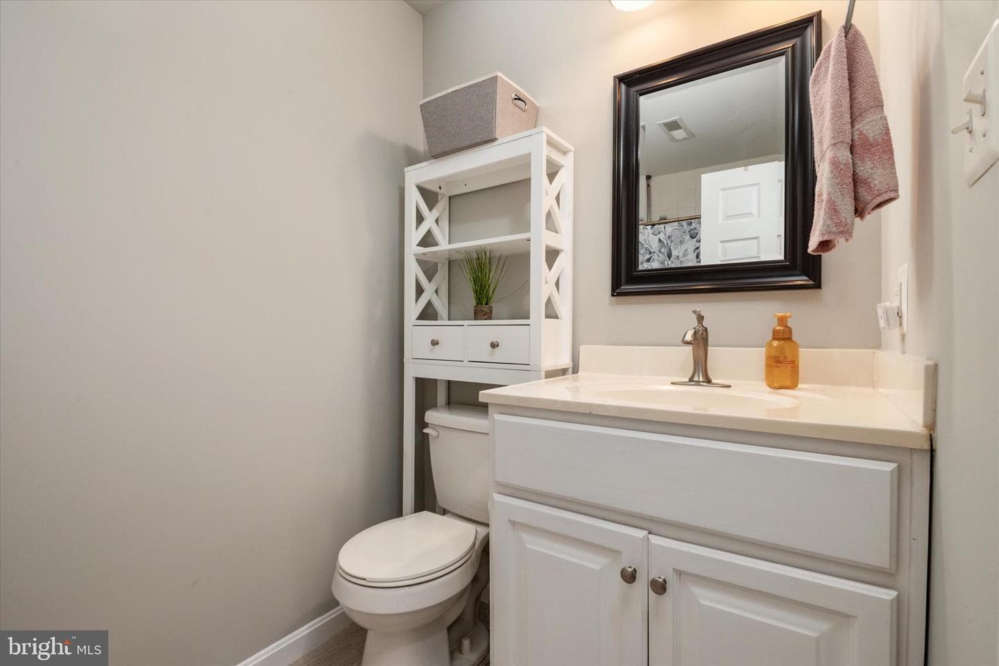 10242 Charles Street photo 21