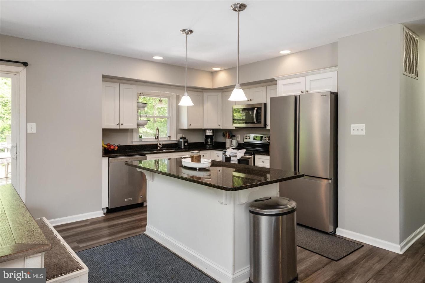 10242 Charles Street photo 6