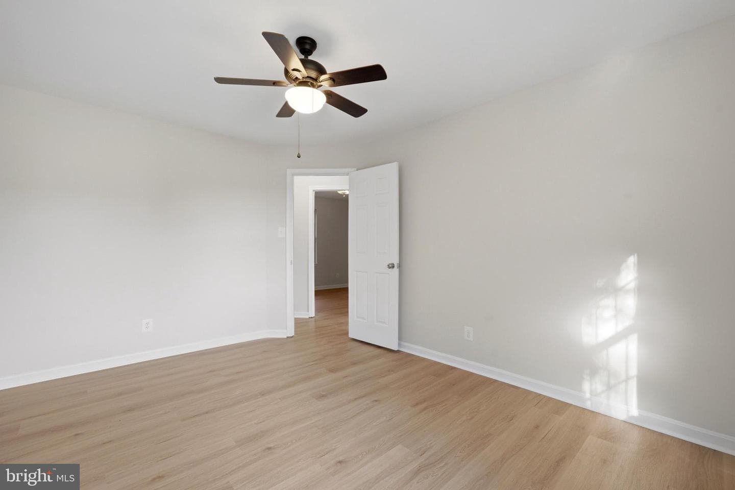 2760 Sun Valley Drive photo 30