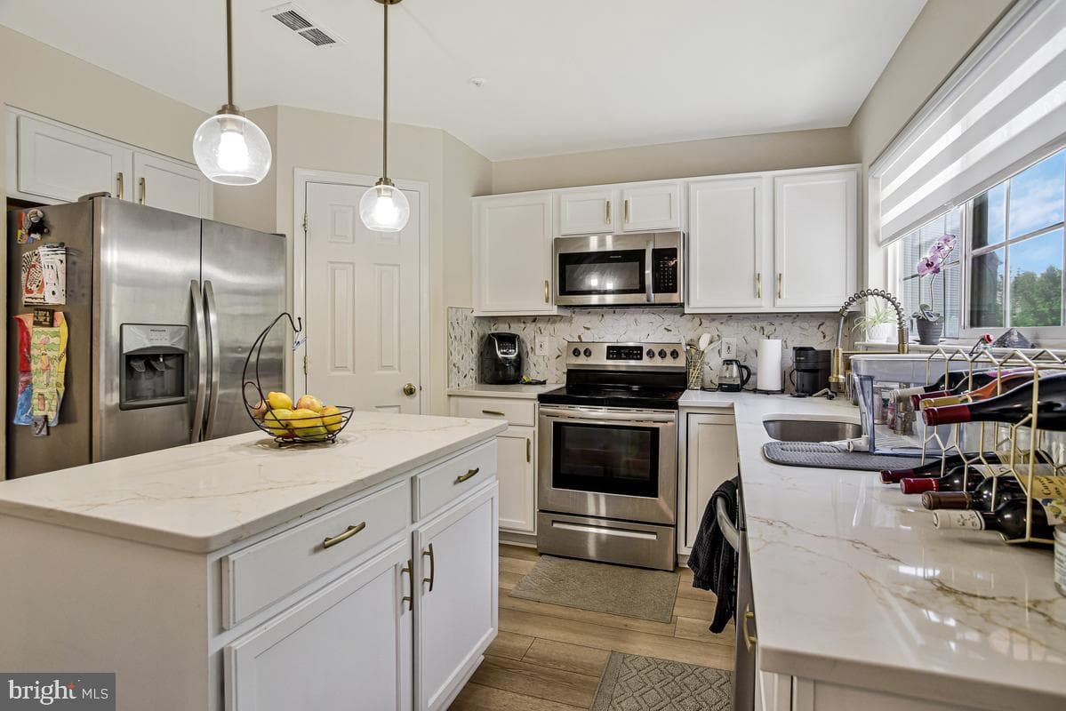 2134 Racquet Place photo 9