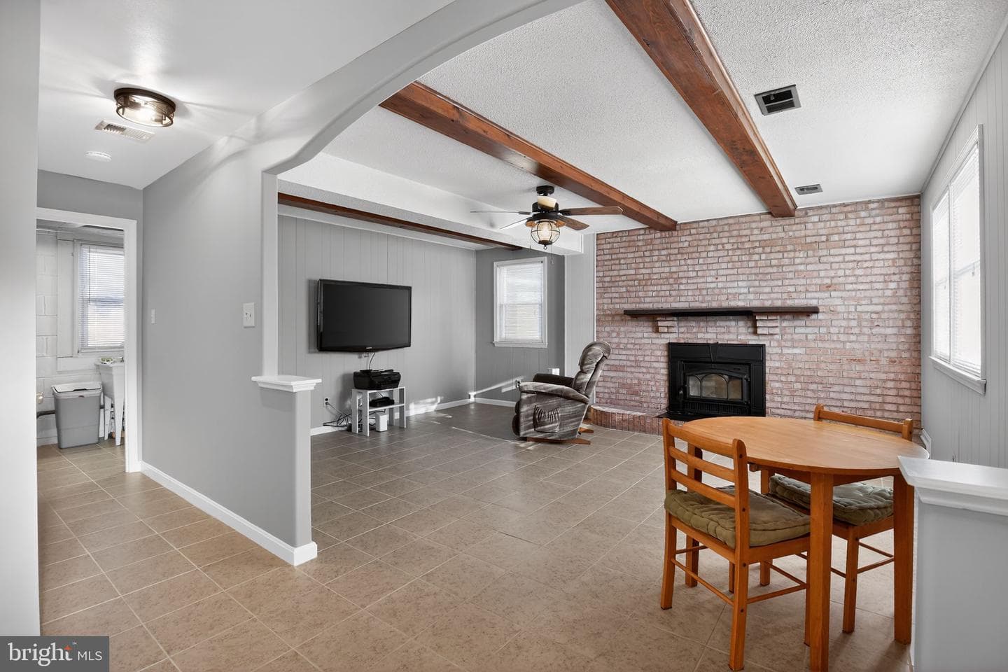9017 Holly Avenue photo 23