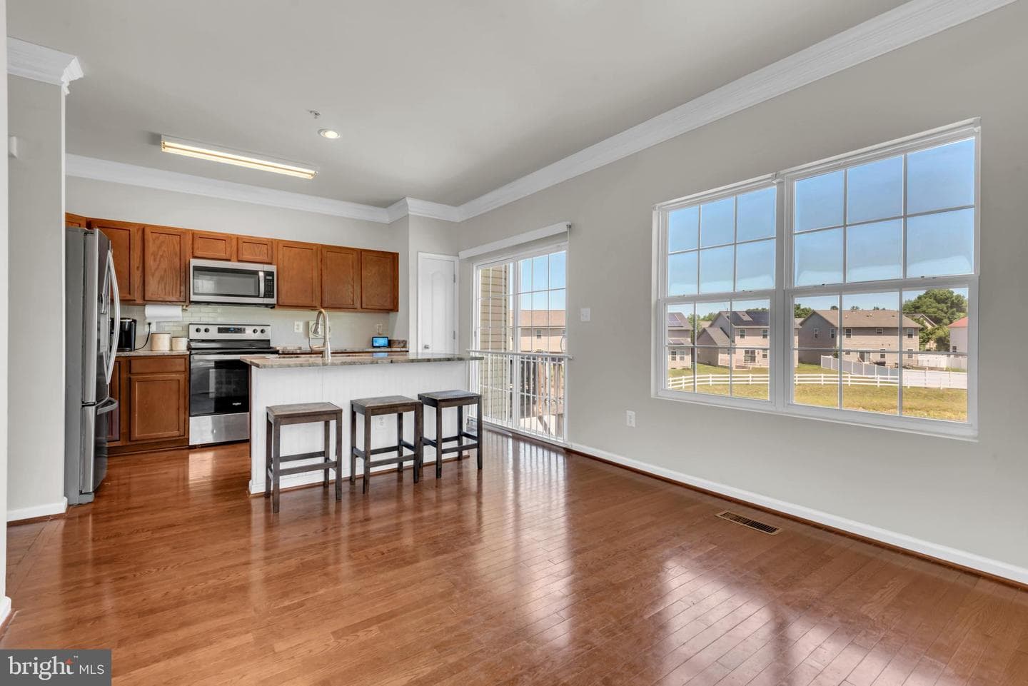 4935 Olympia Place photo 5