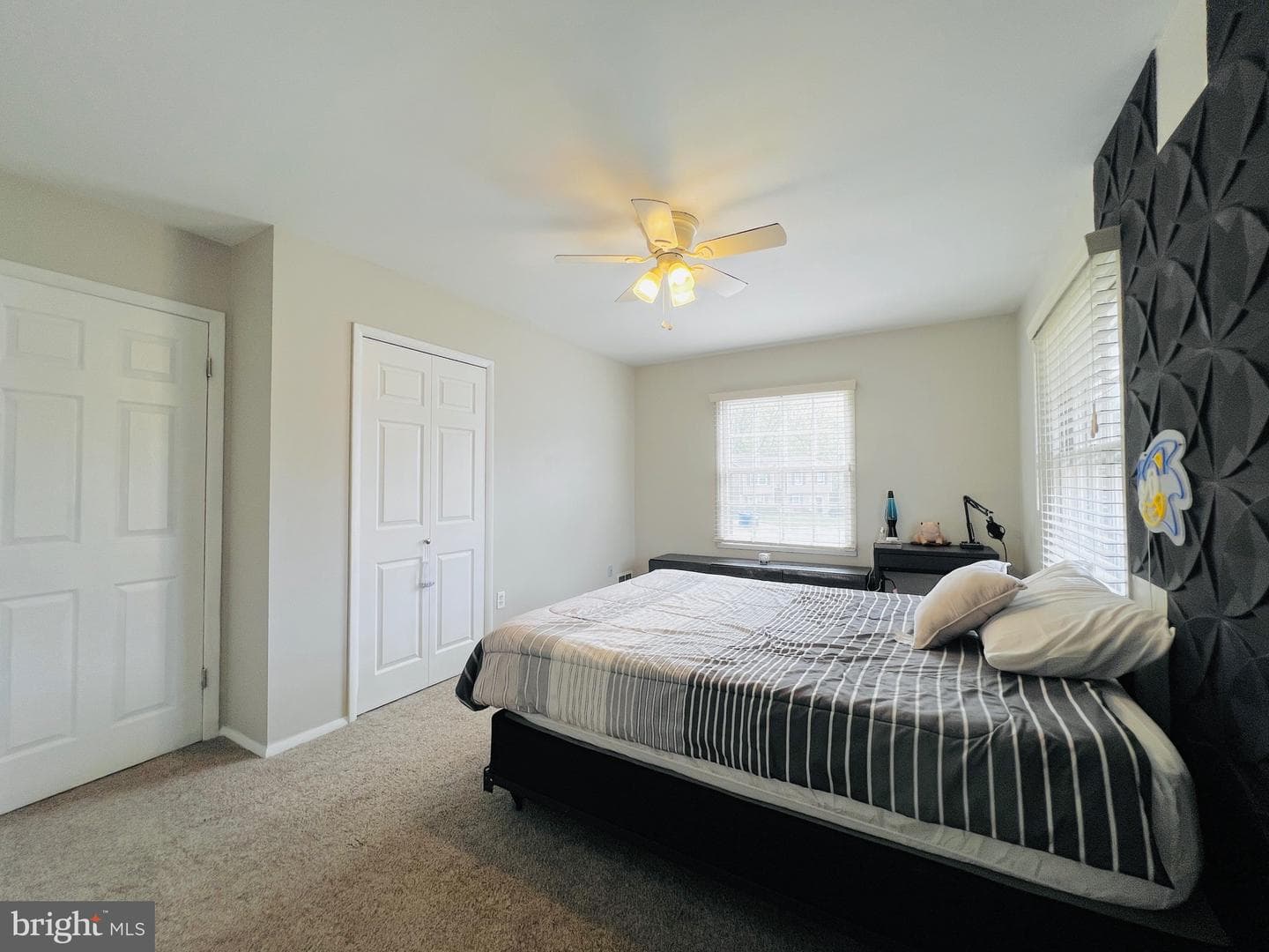 2889 Chippewa Street photo 13