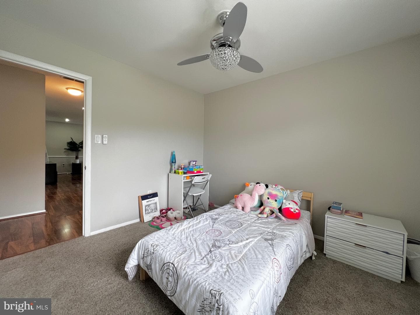 2889 Chippewa Street photo 15