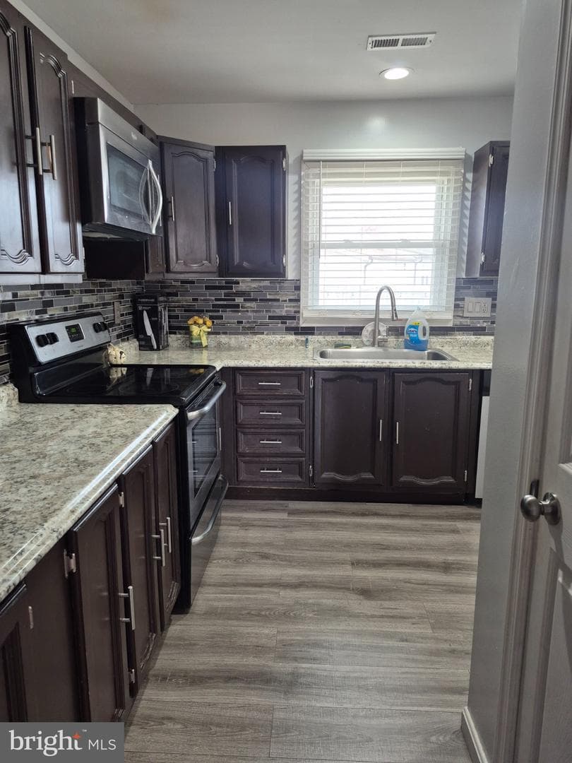 132 Garner Avenue photo 12