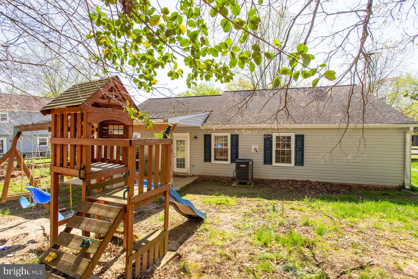 3525 Smoke Tree Ct photo 18