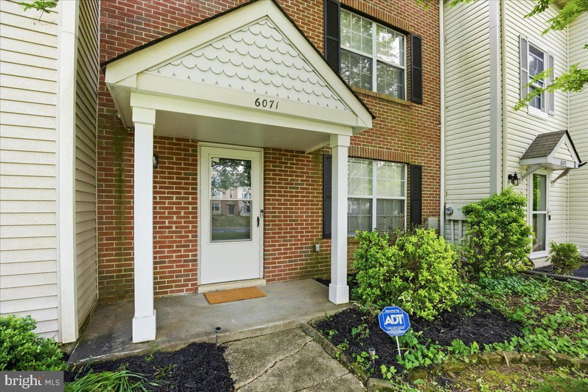 6071 Red Squirrel Place photo 6