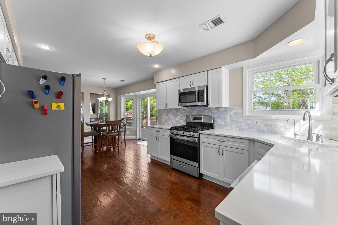 3035 Wildflower Drive photo 6