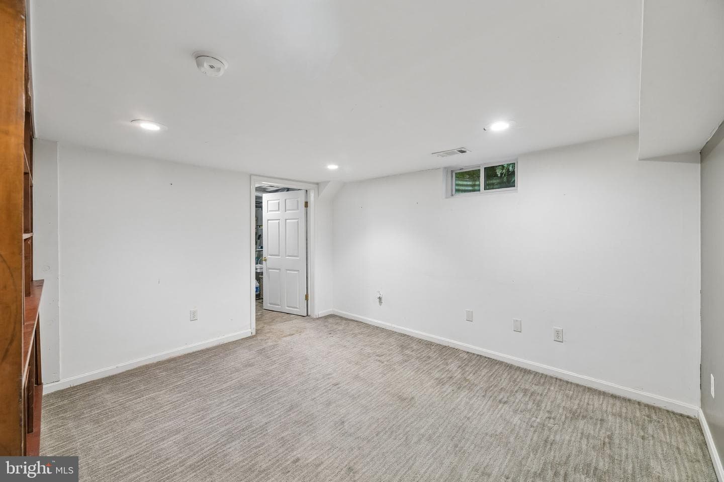 907 Charles Street photo 25