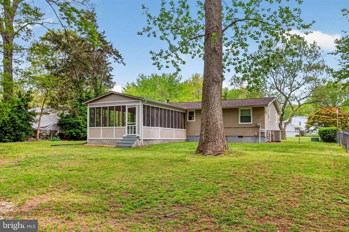 9773 Emerald Lane photo 15