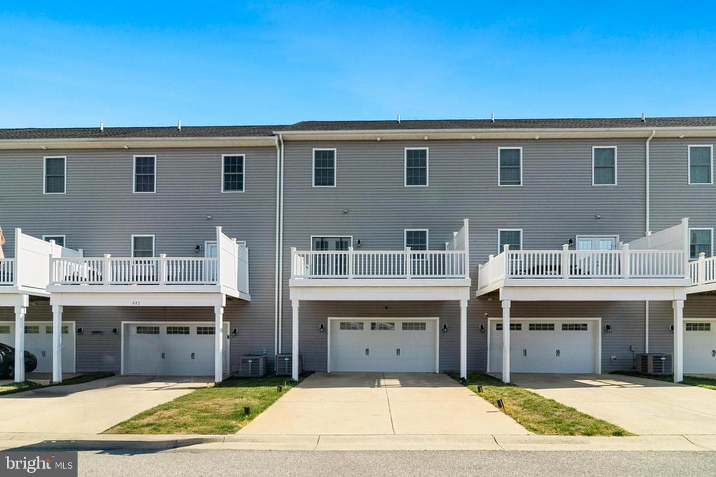 995 Rye Drive photo 35
