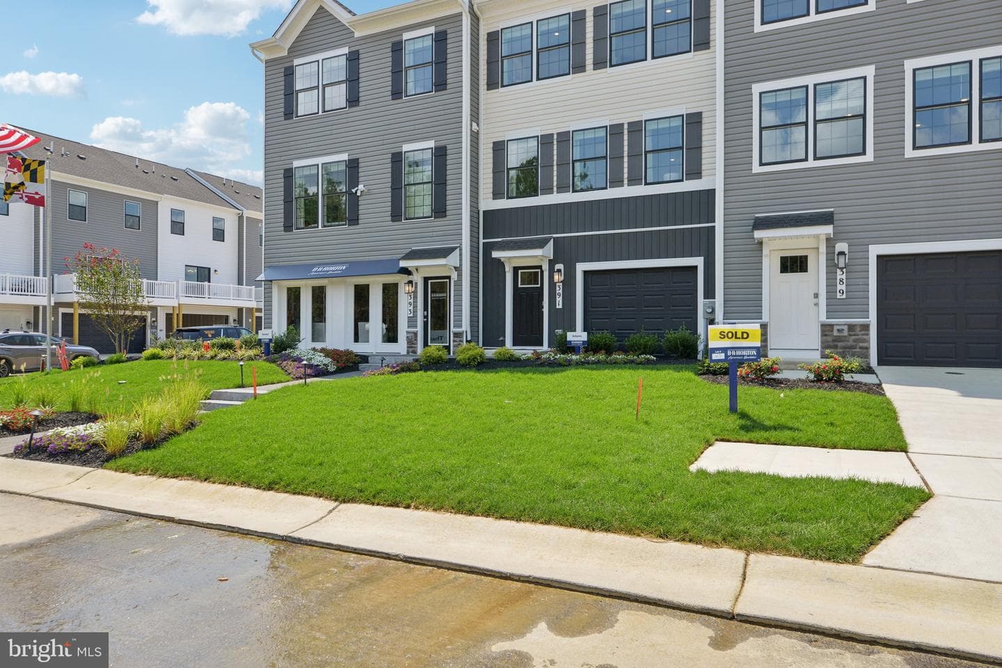 212 Soft Rush Lane photo 2
