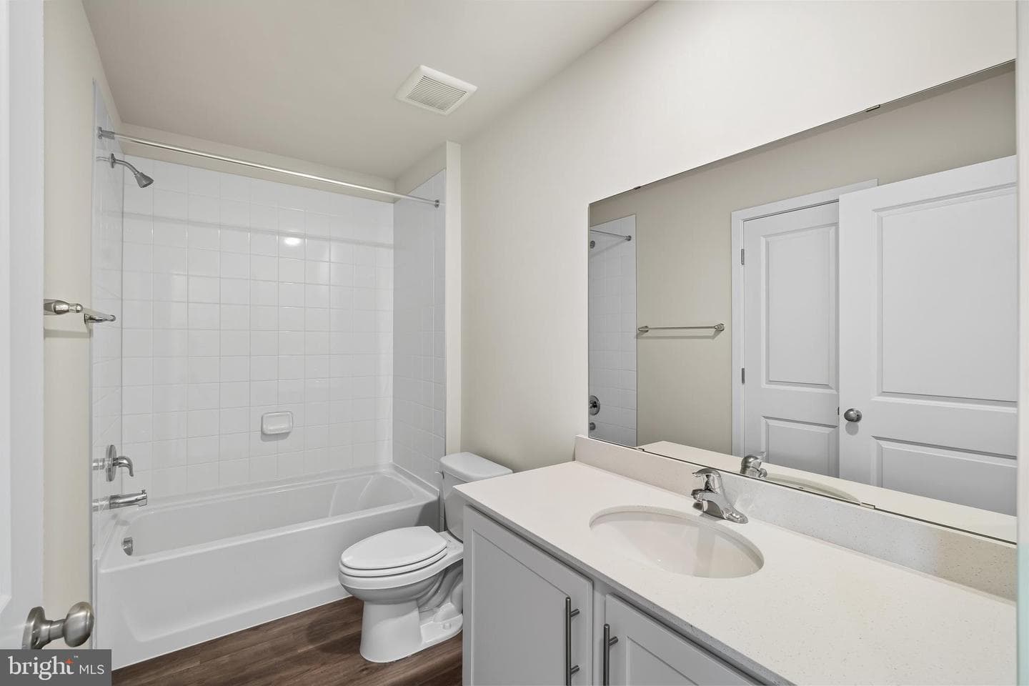 212 Soft Rush Lane photo 8