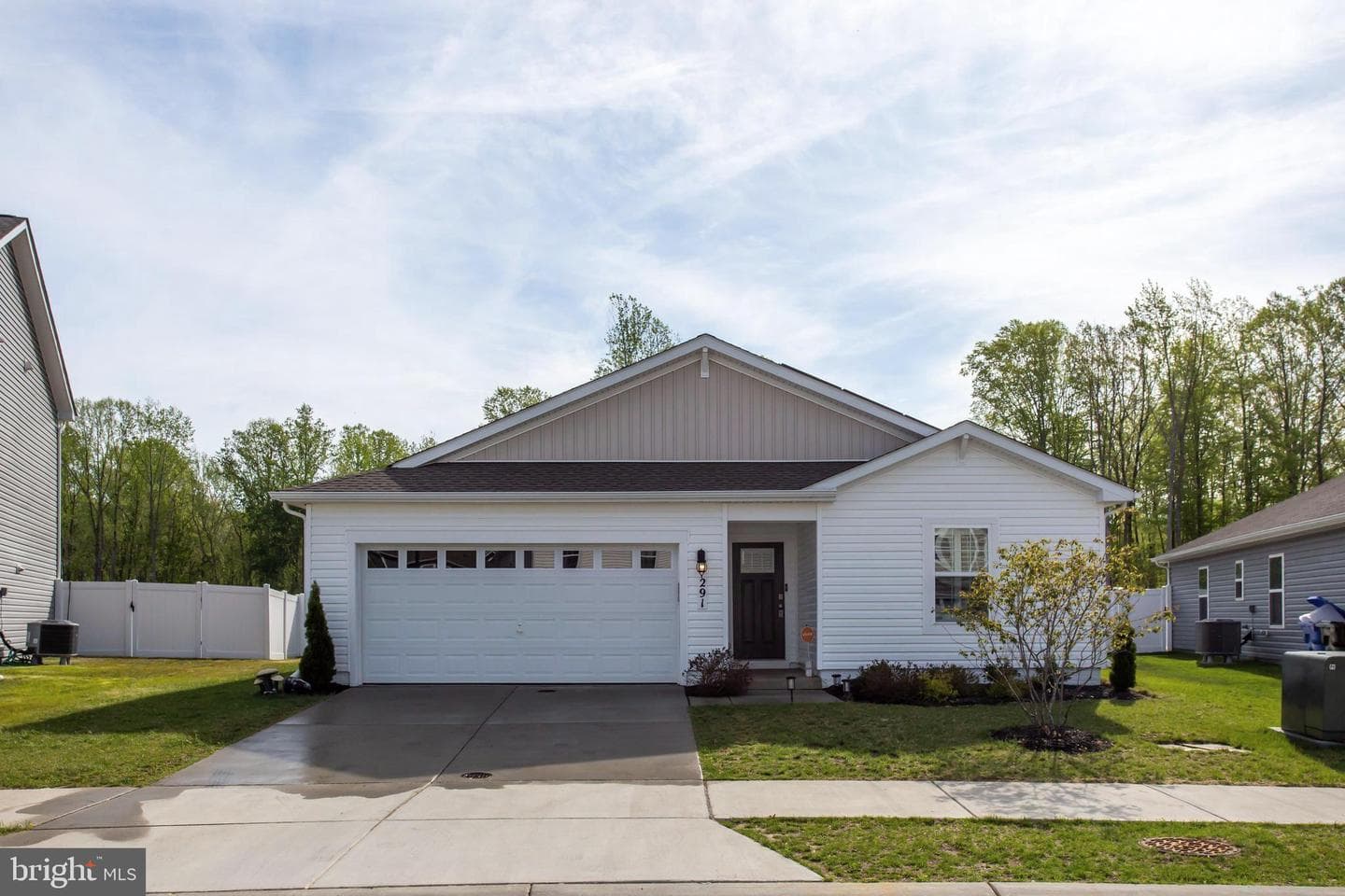 291 Forest Edge Ave, La Plata