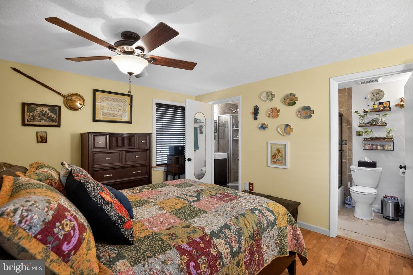 9696 Meadowview Drive photo 22