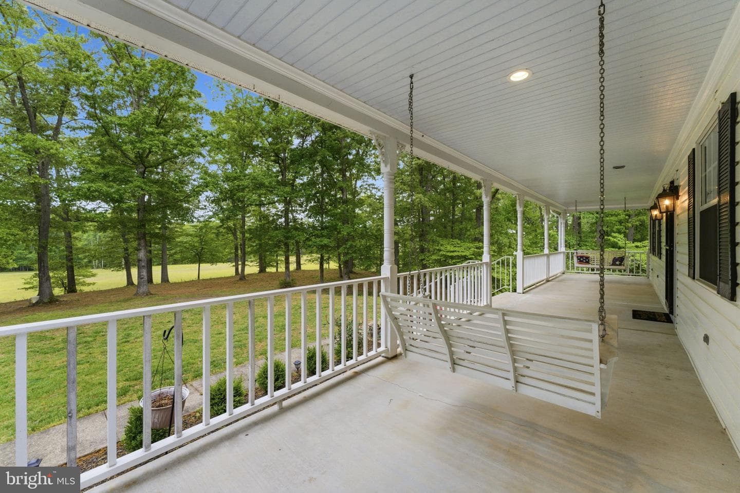 6040 Southgate Farm Road photo 4