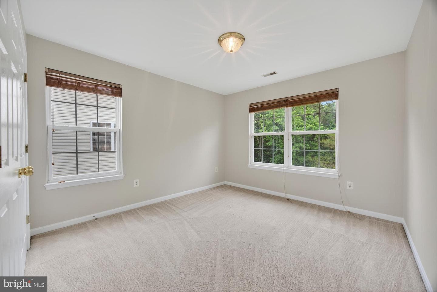 2910 Merchant Court photo 55