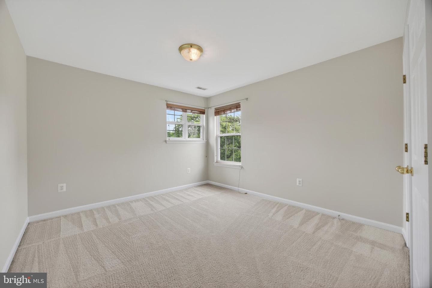 2910 Merchant Court photo 59