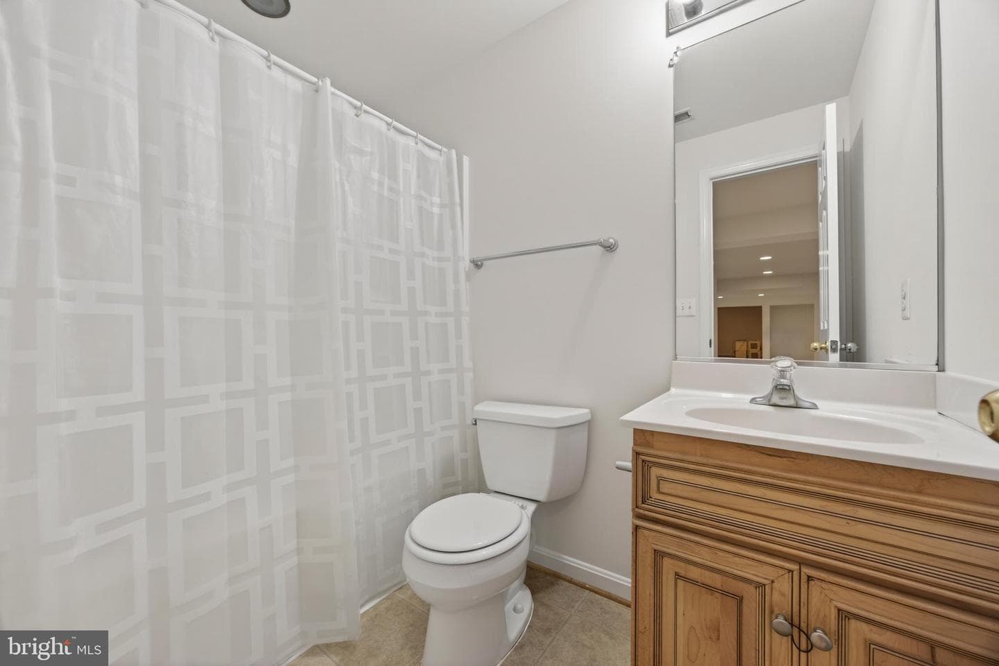 2910 Merchant Court photo 74