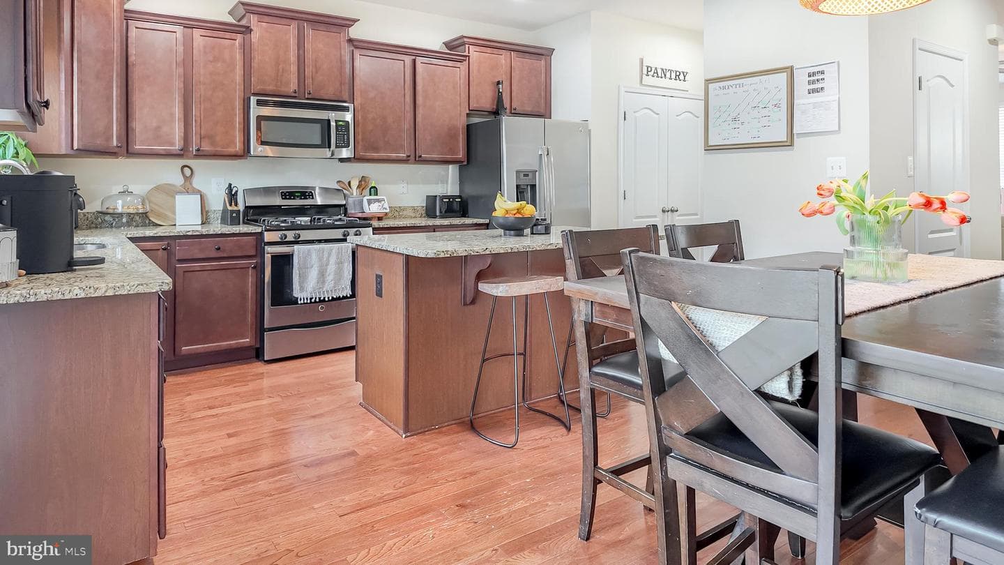 11405 Sandhurst Place photo 6