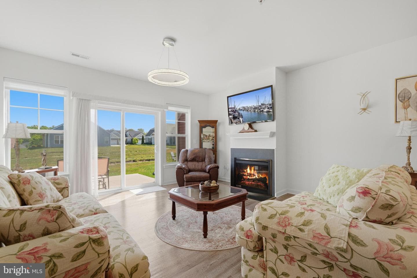 32 Camden Circle photo 9