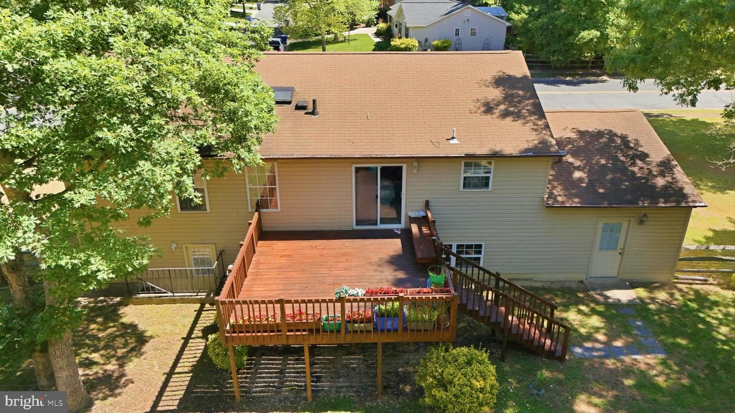 3651 Sassafras Drive photo 3