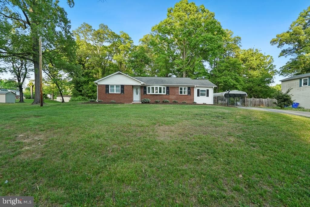 4220 Marion Lane photo 2