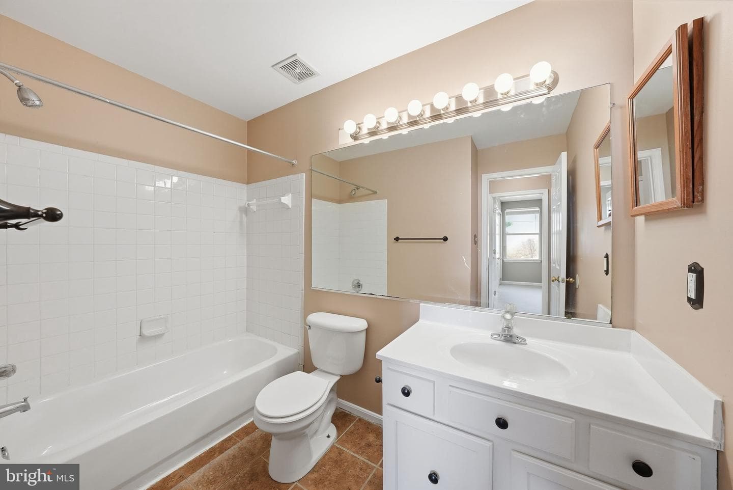 3108 Cassidy St photo 36