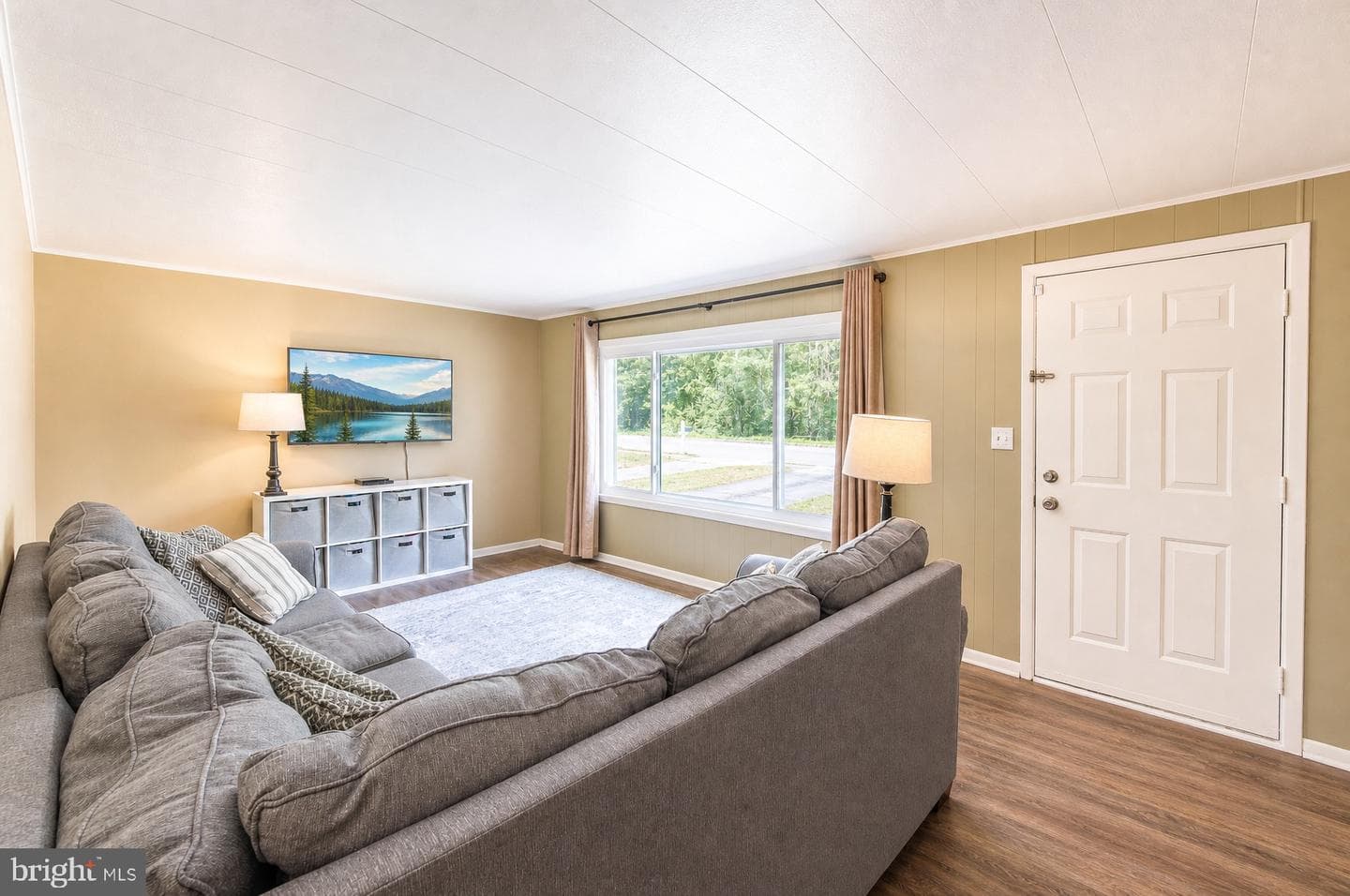 15 Willow Lane photo 11