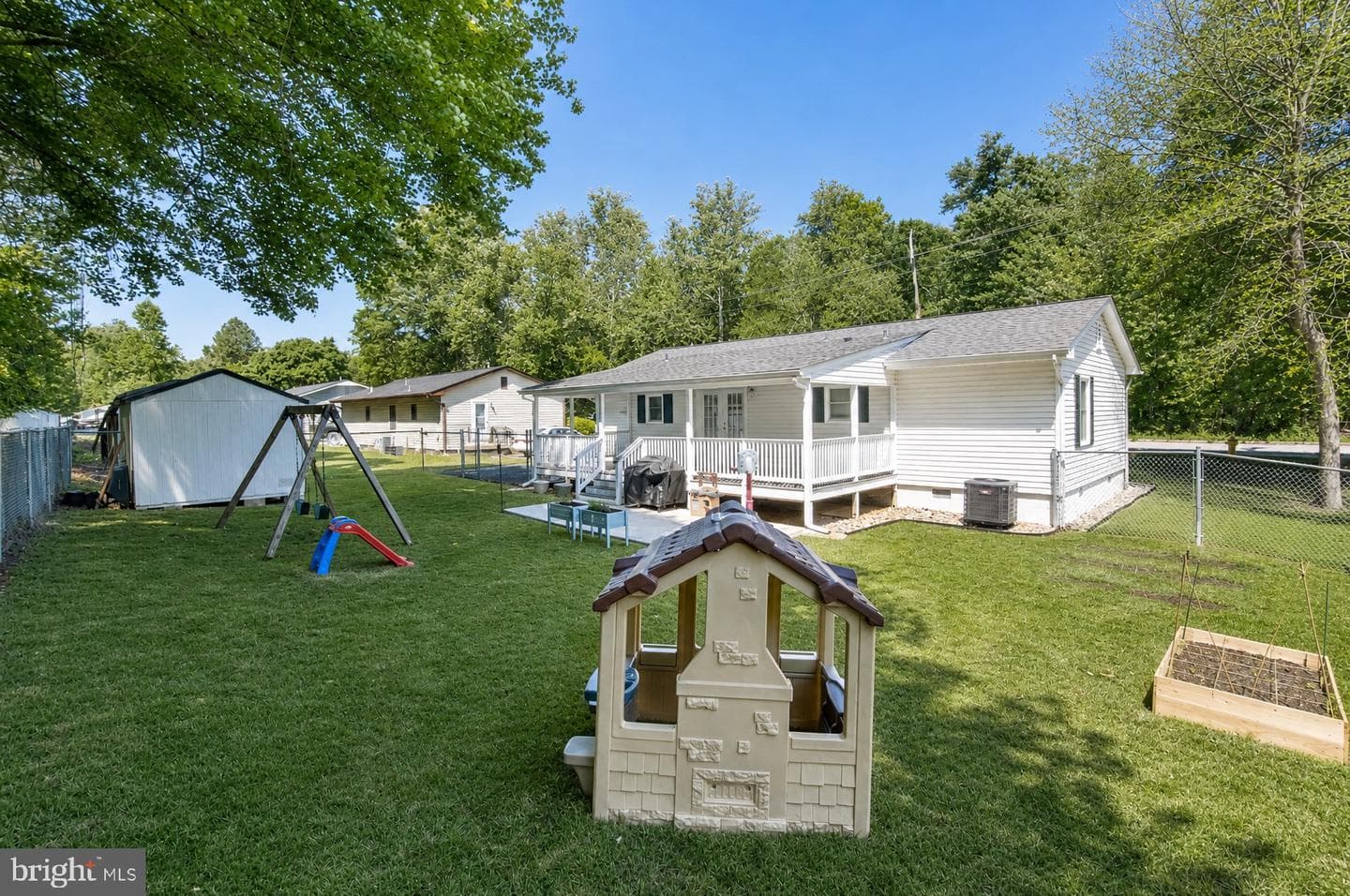 15 Willow Lane photo 30