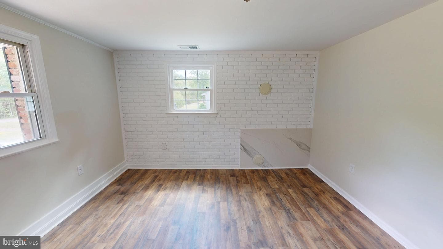 8545 Bowie Road photo 13