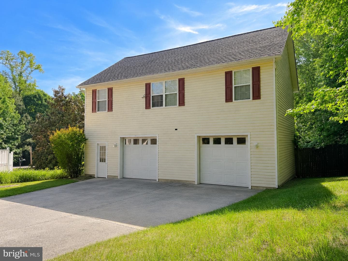 6890 Barney Drive photo 4
