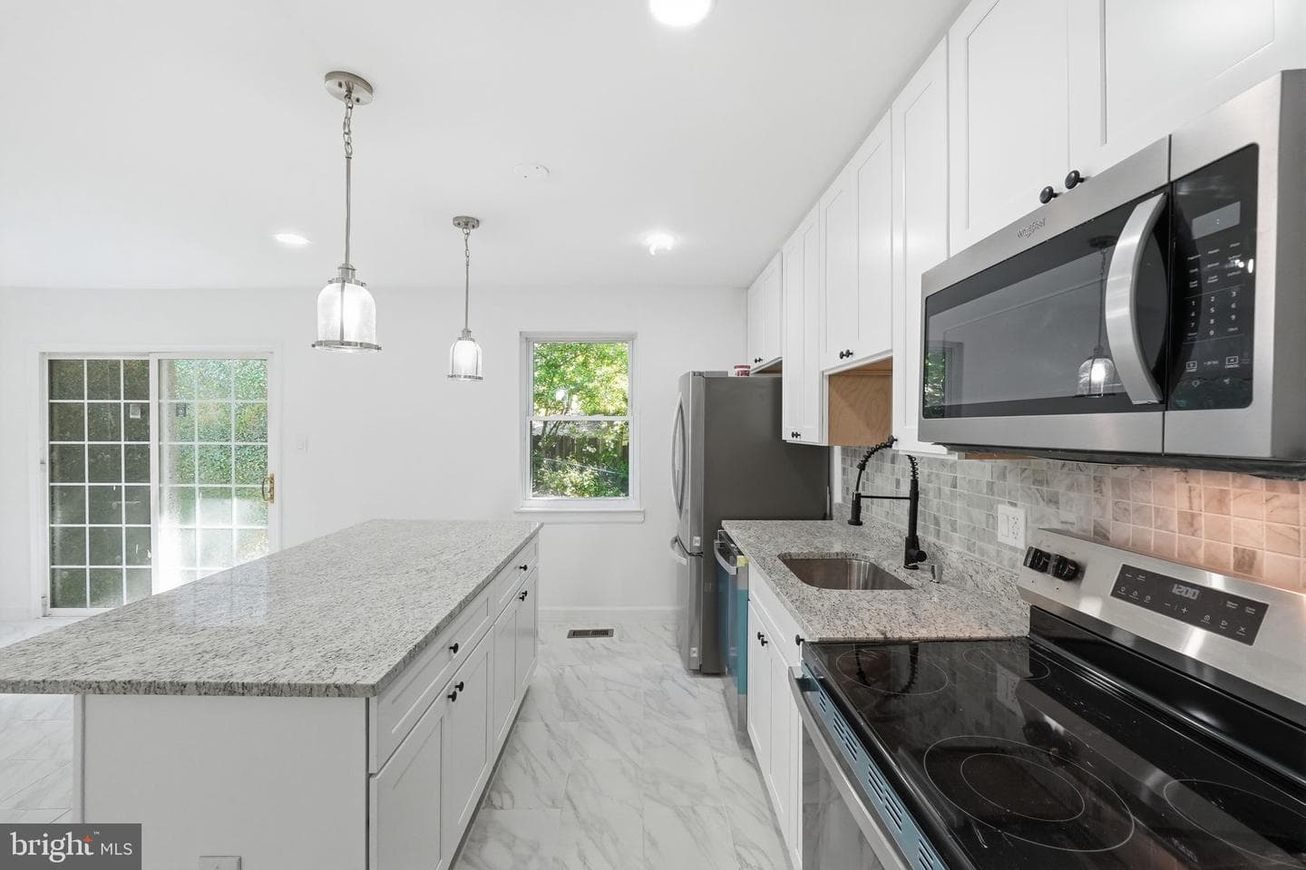 7251 Strawberry Place photo 11