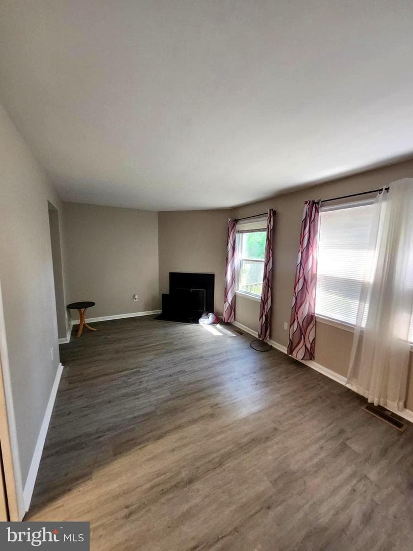 208 Westdale Drive photo 14