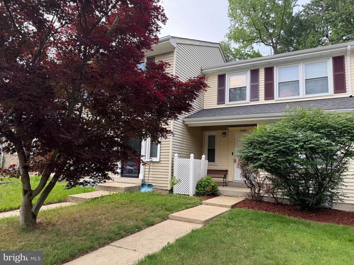 208 Westdale Drive photo 3