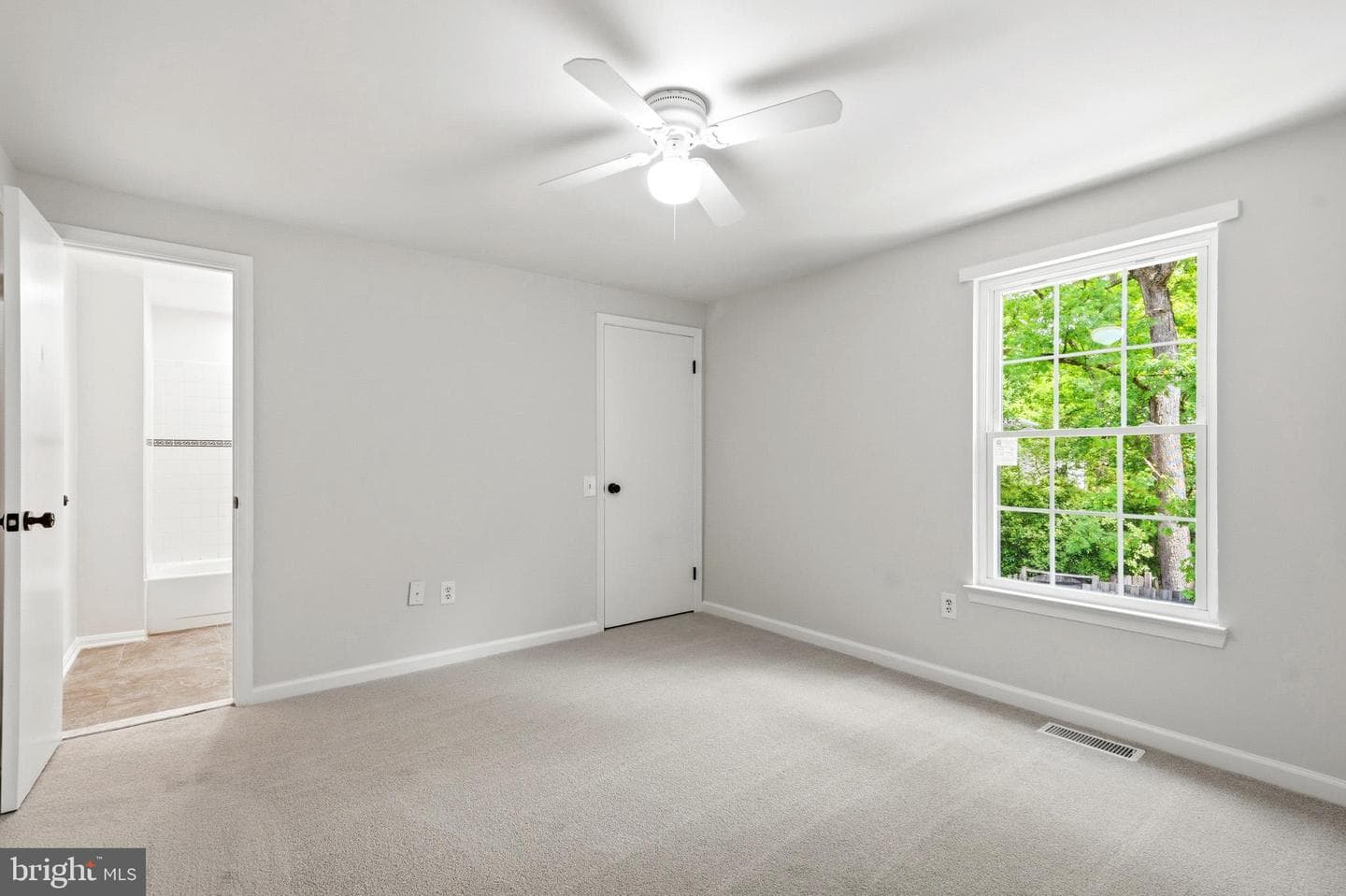 1732 Brightwell Court photo 20